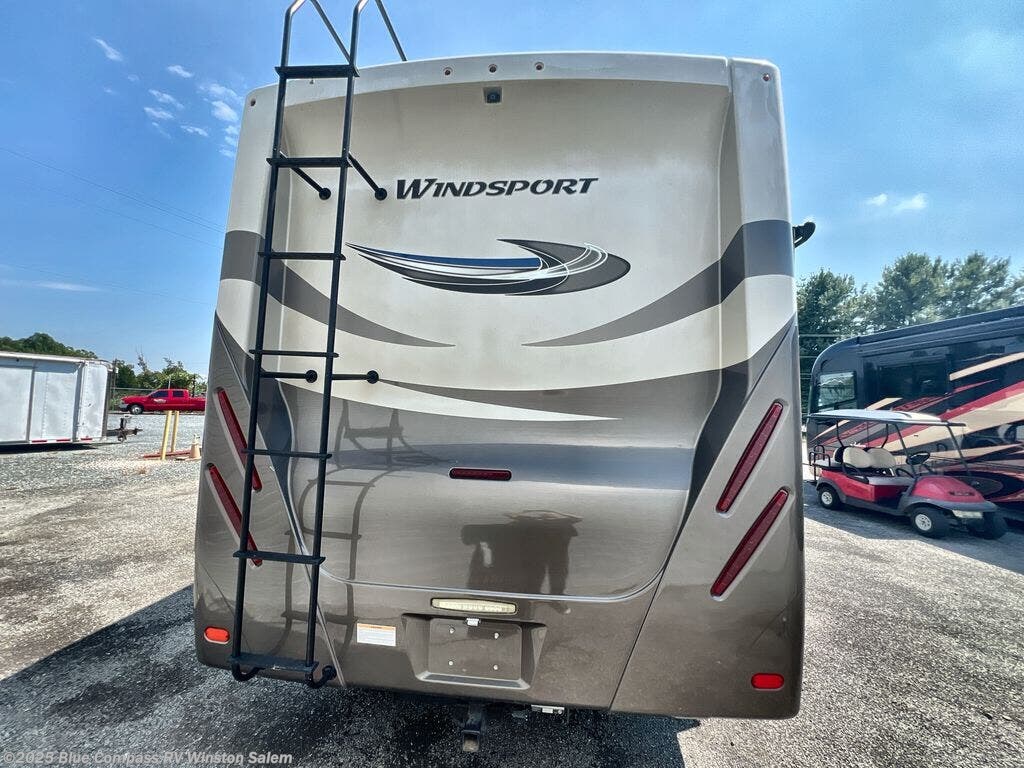 Contact us now about this 2018 Thor Motor Coach Windsport 35m! 2018 Windsport 35m by Thor Motor Coach from Blue Compass RV Winston Salem in Rural Hall, North Carolina