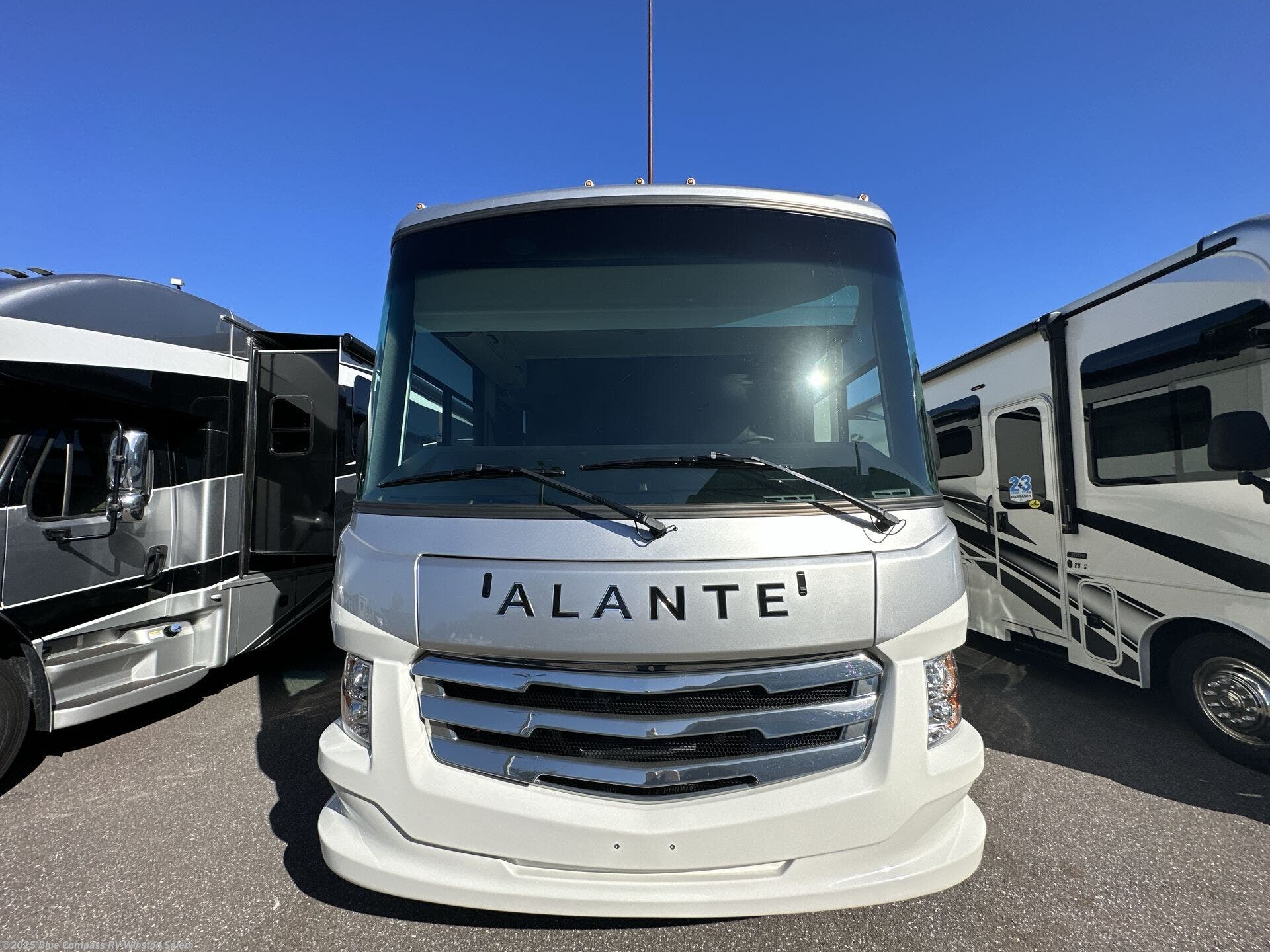 Email now about this 2026 Jayco Alante 29F! New 2026 Jayco Alante 29F available in Rural Hall, North Carolina