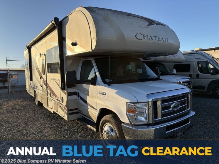 Email now about this 2015 Thor Motor Coach Chateau 31W! Used 2015 Thor Motor Coach Chateau 31W available in Rural Hall, North Carolina