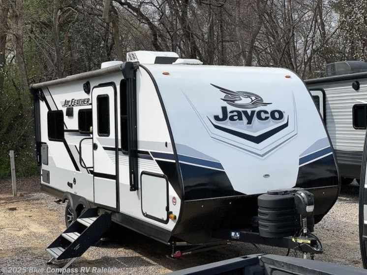 Email now about this 2024 Jayco Jay Feather 19MRK! Used 2024 Jayco Jay Feather 19MRK available in Raleigh, North Carolina