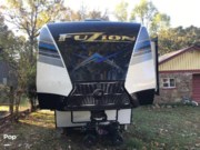 Call now about this 2020 Keystone Fuzion 429! 2020 Keystone Fuzion 429 - Used Toy Hauler For Sale by Pop RVs in Tempe, Arizona features Generator, Slideout, Awning, Air Conditioning