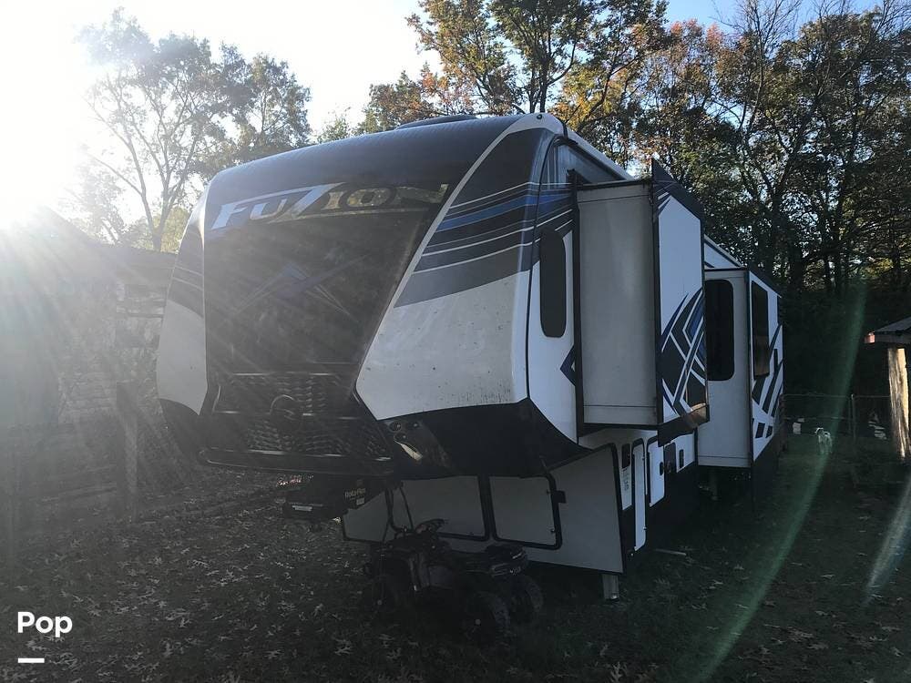 Used 2020 Keystone Fuzion 429 available in Tempe, Arizona