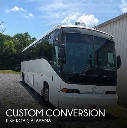 Email now about this 2000 Custom Conversion 4500 MCI 102! Used 2000 Custom Conversion 4500 MCI 102 available in Pike Road, Alabama