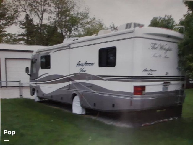 1999 Fleetwood Pace Arrow Vision 34N - Used Class A For Sale by Pop RVs in Mattoon, Illinois