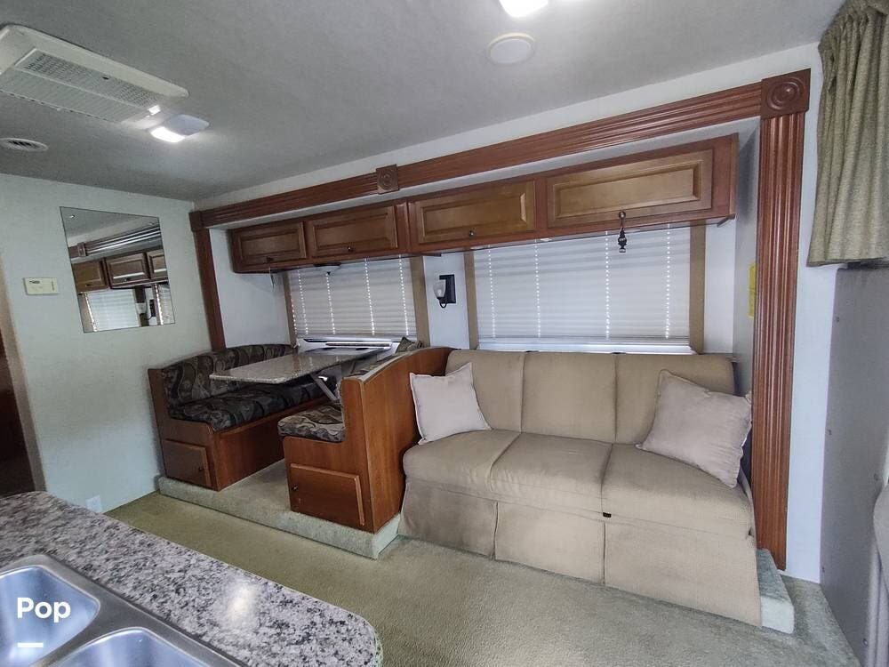 Call now about this 2009 Fleetwood Jamboree Sport 31W! 2009 Fleetwood Jamboree Sport 31W - Used Class C For Sale by Pop RVs in Pompano Beach, Florida features Slideout, Air Conditioning, Generator, Awning
