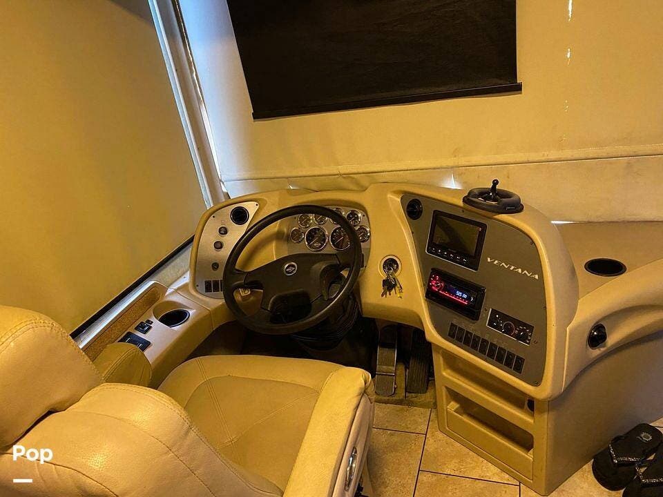 Call now about this 2008 Newmar Ventana 3936! 2008 Newmar Ventana 3936 - Used Diesel Pusher For Sale by Pop RVs in Murfreesboro, Tennessee features Leveling Jacks, Generator, Air Conditioning, Awning, Slideout