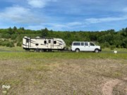 Call now about this 2017 Keystone Bullet 272BHS! 2017 Keystone Bullet 272BHS - Used Travel Trailer For Sale by Pop RVs in Monticello, New York features Air Conditioning, Slideout, Leveling Jacks, Awning