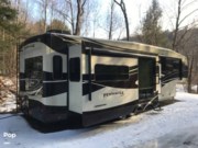 Call now about this 2013 Jayco Pinnacle 36REQS! 2013 Jayco Pinnacle 36REQS - Used Fifth Wheel For Sale by Pop RVs in Roscoe, New York features Slideout, Awning, Air Conditioning, Leveling Jacks