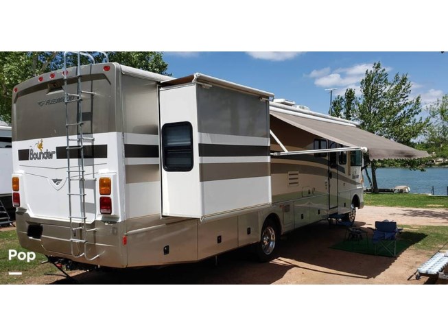 2006 Bounder 36Z by Fleetwood from Pop RVs in Killeen, Texas