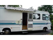 Contact us now about this 1996 Four Winds Hurricane M29D! 1996 Hurricane M29D by Four Winds from Pop RVs in Bloomingburg, New York