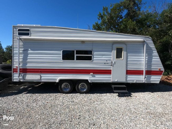 2002 Sandpiper T25 Toy Hauler by Forest River from Pop RVs in Claremont, California