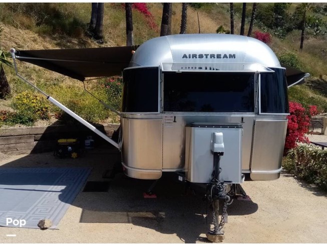 2016 Airstream International Signature 28 - Used Travel Trailer For Sale by Pop RVs in Santa Paula, California