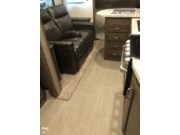 Call now about this 2020 Keystone Passport GT 2210RB! 2020 Keystone Passport GT 2210RB - Used Travel Trailer For Sale by Pop RVs in Berryton, Kansas features Leveling Jacks, Air Conditioning, Slideout, Awning