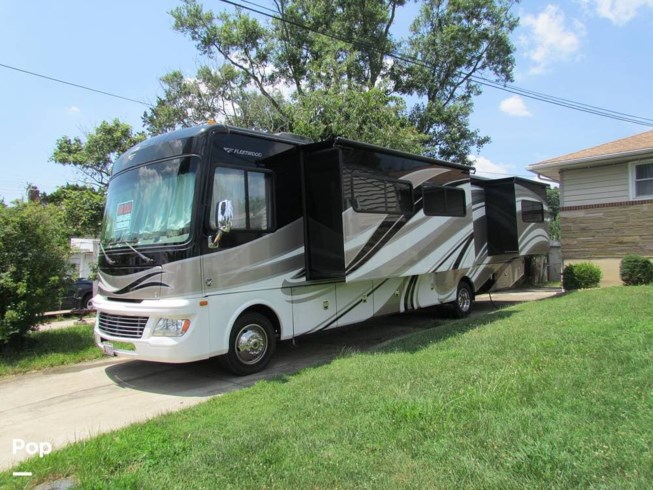 2015 Fleetwood Bounder Classic 34B - Used Class A For Sale by Pop RVs in Glen Burnie, Maryland