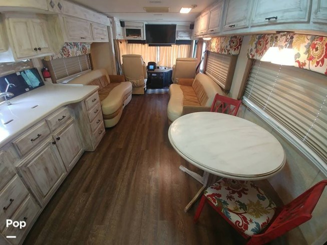 2004 Revolution LE 40C by Fleetwood from Pop RVs in St Marys, Georgia