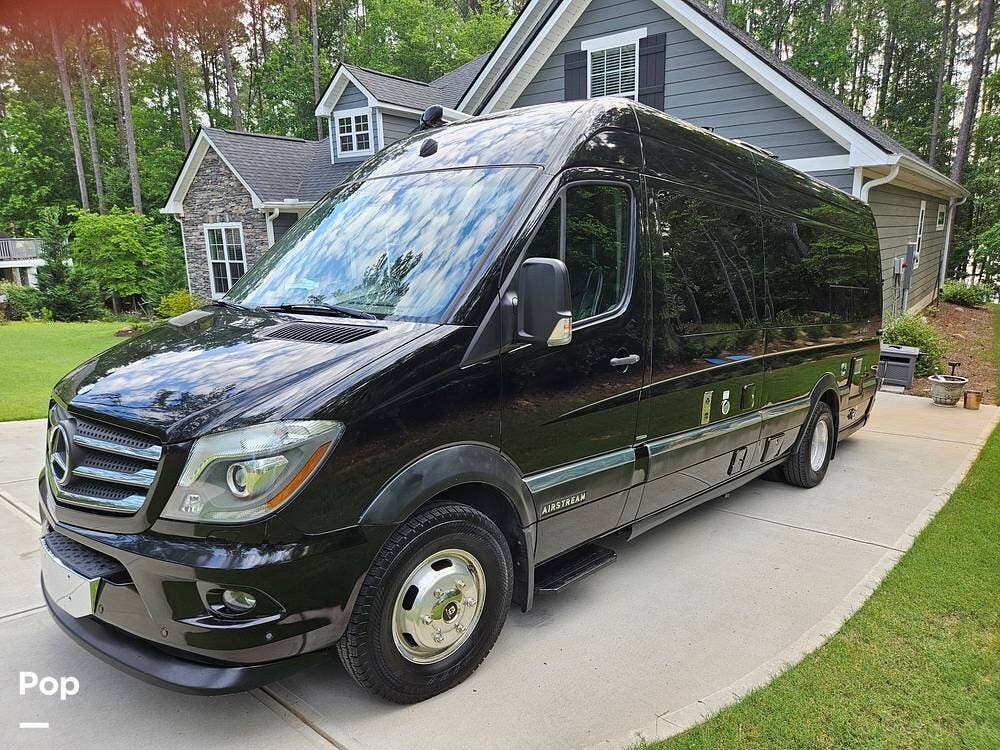 Call now about this 2015 Airstream Interstate 3500 Extended Grand Tour! 2015 Airstream Interstate 3500 Extended Grand Tour - Used Class B For Sale by Pop RVs in Lincolnton, Georgia features Air Conditioning, Generator, Awning