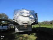 Call now about this 2022 Thor Motor Coach Astoria 3553MBP! 2022 Thor Motor Coach Astoria 3553MBP - Used Fifth Wheel For Sale by Pop RVs in Wesley Chapel, Florida features Leveling Jacks, Awning, Slideout, Air Conditioning