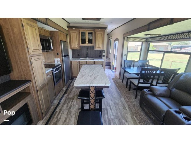 2021 Coachmen Chaparral 360IBL - Used Fifth Wheel For Sale by Pop RVs in Springtown, Texas