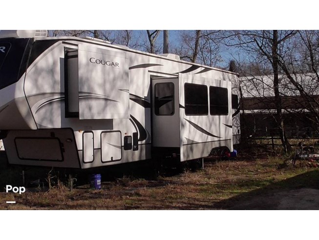 2022 Cougar 364BHL by Keystone from Pop RVs in Jackson, New Jersey