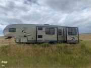 Call now about this 2017 Keystone Hideout 315RDTS! 2017 Keystone Hideout 315RDTS - Used Fifth Wheel For Sale by Pop RVs in Lander, Wyoming features Air Conditioning, Slideout, Awning