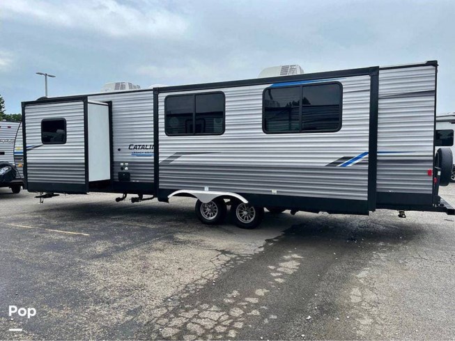 2021 Coachmen Catalina Legacy Edition 303rkds - Used Travel Trailer For Sale by Pop RVs in Lancaster, Ohio