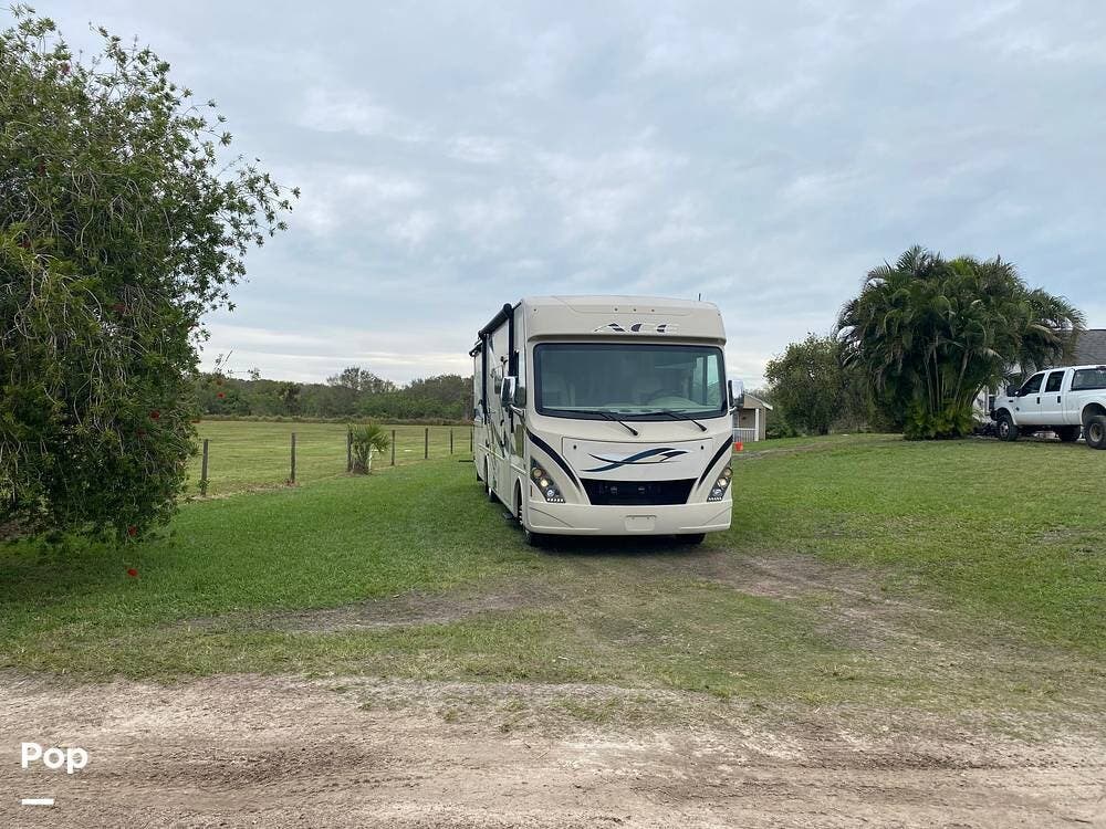Contact us now about this 2017 Thor Motor Coach A.C.E. 30.1! 2017 A.C.E. 30.1 by Thor Motor Coach from Pop RVs in Fort Pierce, Florida
