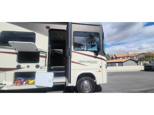 2016 Georgetown 329DS by Forest River from Pop RVs in Henderson, Nevada