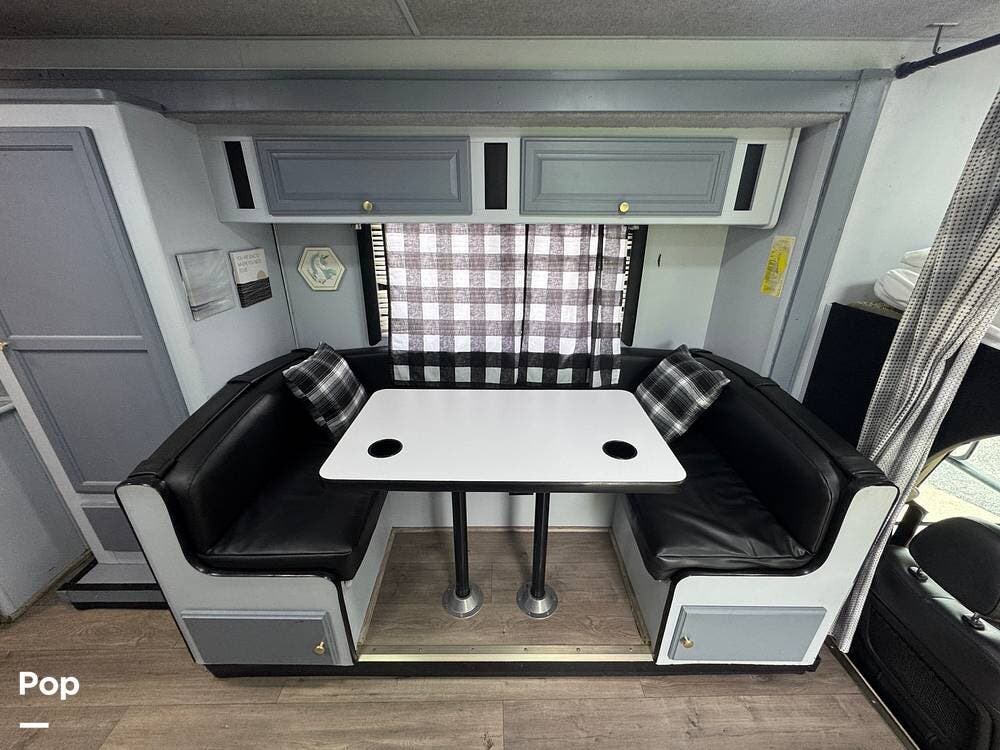 Contact us now about this 2011 Fleetwood Tioga Ranger 25G! 2011 Tioga Ranger 25G by Fleetwood from Pop RVs in Huntsville, Alabama