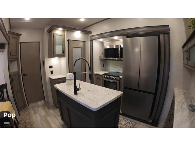 2021 Coachmen Chaparral 334FL - Used Fifth Wheel For Sale by Pop RVs in Groveland, Florida