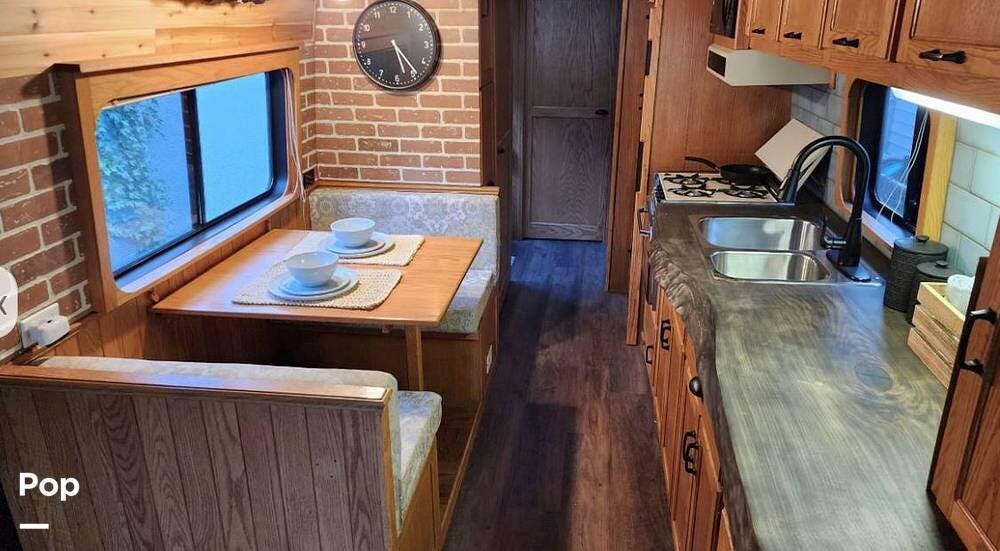 Call now about this 1973 GMC 4905! 1973 GMC 4905 - Used Bus Conversion For Sale by Pop RVs in Surrey, British Columbia features Generator