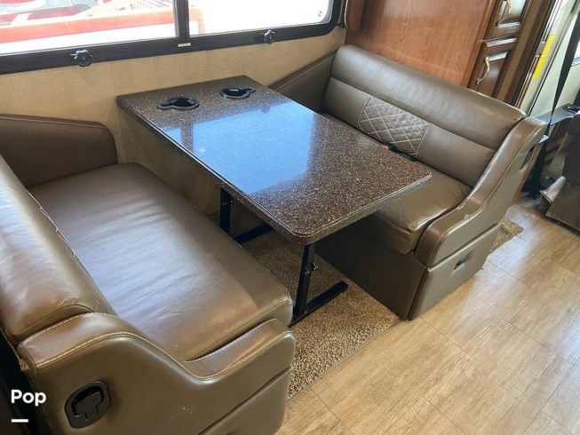 2018 Fleetwood Bounder 33C - Used Class A For Sale by Pop RVs in Port Saint Lucie, Florida