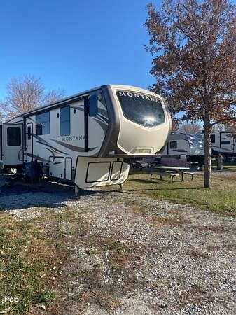 Contact us now about this 2018 Keystone Montana 3810MS! 2018 Montana 3810MS by Keystone from Pop RVs in Milan, Minnesota