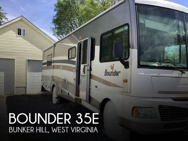Used 2006 Fleetwood Bounder 35E available in Bunker Hill, West Virginia