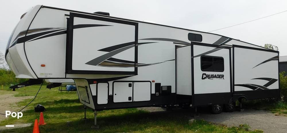 Used 2021 Prime Time Crusader 382MBH available in North Canton, Ohio