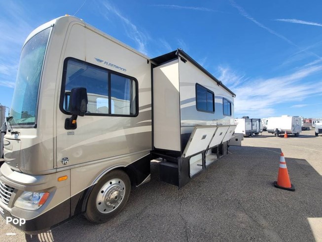 2013 Fleetwood Bounder 33C - Used Class A For Sale by Pop RVs in Albuquerque, New Mexico