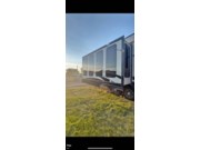 Call now about this 2017 Prime Time Crusader 322RES! 2017 Prime Time Crusader 322RES - Used Fifth Wheel For Sale by Pop RVs in Decatur, Alabama features Awning, Slideout, Air Conditioning