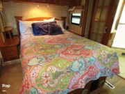 Call now about this 2005 Itasca Horizon 40FD! 2005 Itasca Horizon 40FD - Used Diesel Pusher For Sale by Pop RVs in Brunswick, Georgia features Leveling Jacks, Slideout, Awning, Generator, Air Conditioning