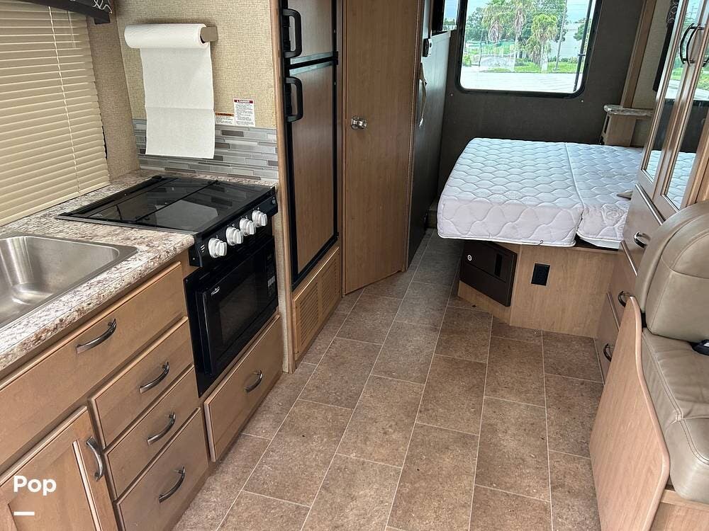 Contact us now about this 2019 Thor Motor Coach Chateau 24BL! 2019 Chateau 24BL by Thor Motor Coach from Pop RVs in Fort Lauderdale, Florida
