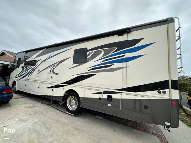 2021 Invicta 33HB by Holiday Rambler from Pop RVs in Carson, California