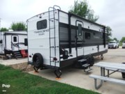 Call now about this 2022 Grand Design Transcend 221RB! 2022 Grand Design Transcend 221RB - Used Travel Trailer For Sale by Pop RVs in San Antonio, Texas features Leveling Jacks, Awning, Air Conditioning, Slideout