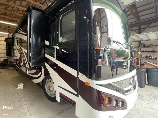 2013 Fleetwood Expedition 40X - Used Diesel Pusher For Sale by Pop RVs in Zanesville, Ohio
