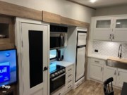 Contact us now about this 2022 Keystone Arcadia 3250RL! 2022 Arcadia 3250RL by Keystone from Pop RVs in Bartlesville, Oklahoma