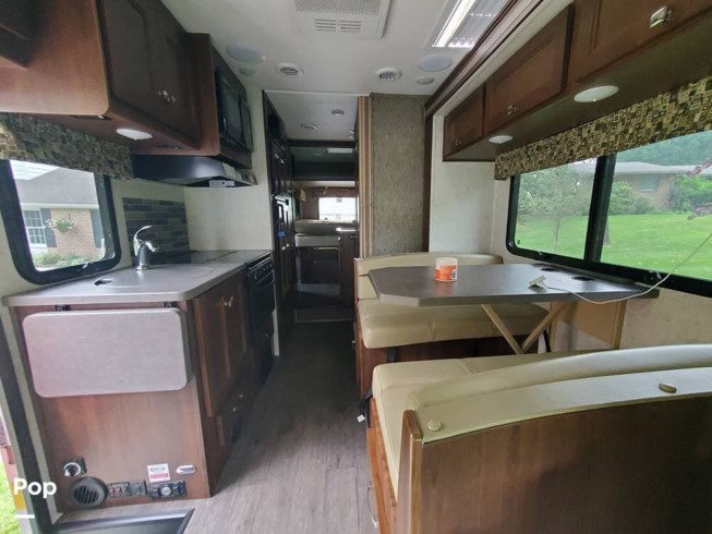 2018 Forest River Sunseeker MBS 2400R - Used Class C For Sale by Pop RVs in Bethlehem, Pennsylvania