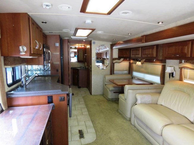 2005 Horizon 36GD by Itasca from Pop RVs in Hernando, Florida