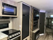 Contact us now about this 2021 K-Z Connect 291BHK! 2021 Connect 291BHK by K-Z from Pop RVs in Anaheim, California