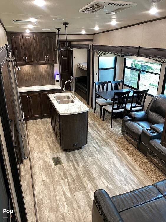 Contact us now about this 2020 Shasta Phoenix 367BH! 2020 Phoenix 367BH by Shasta from Pop RVs in Gainesville, Georgia