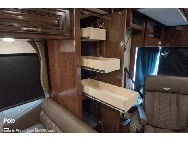 2019 Bounder 33C by Fleetwood from Pop RVs in Holland, Texas