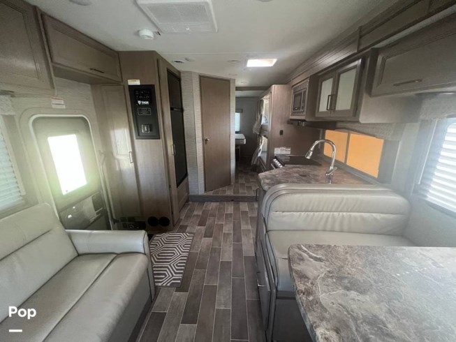 2022 Chateau 31E by Thor Motor Coach from Pop RVs in Guthrie, Oklahoma