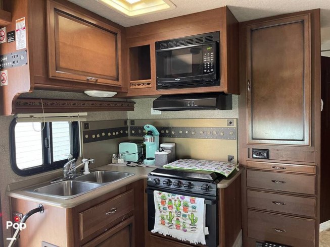 2015 Tioga Ranger 31M by Fleetwood from Pop RVs in Tomah, Wisconsin
