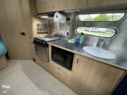 Used 2019 Airstream Flying Cloud 30FB Bunk available in Wilson, Oklahoma